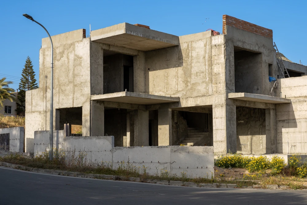 Lacking Structure Lacking structure, family offices fail to hire the right advisers ...